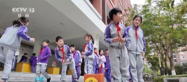 布在文章中